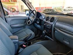 جیپ لیبێرتی